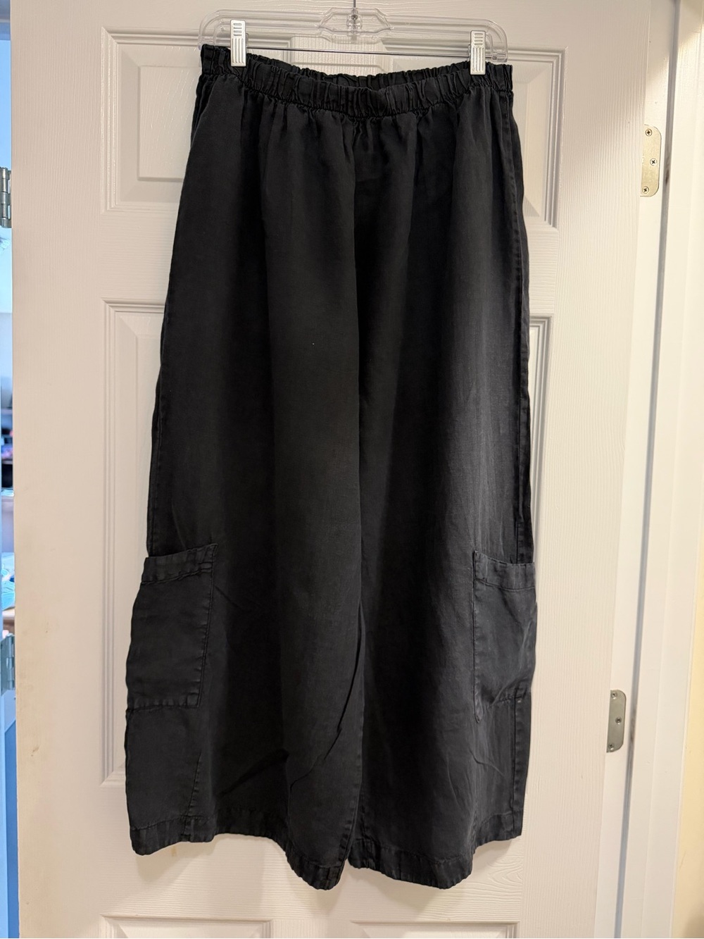 Brynn Walker Casbah Black Wide-Leg Cargo Pants - Picture 2 of 8